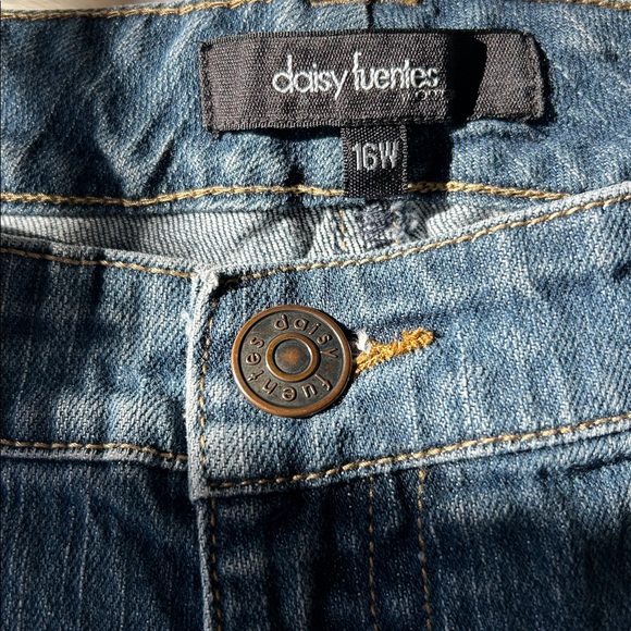 Daisy Fuentes Cropped Blue Denim Jeans Size 16W - Picture 5 of 9